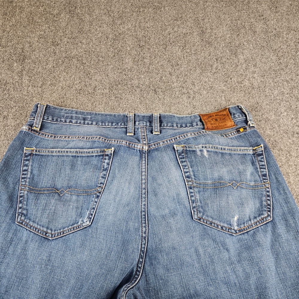 Lucky‎ Brand 329 Classic Straight Mens Blue Jeans 38x36 Medium Wash Denim - Picture 10 of 14